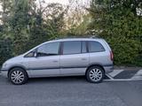 Opel Zafira Executive - gebrauchte Opel Zafira aus dem Jahr 2003