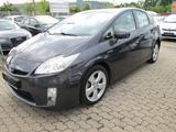 Toyota Prius Life - Toyota Prius aus 2010 mit Hybrid-Antrieb