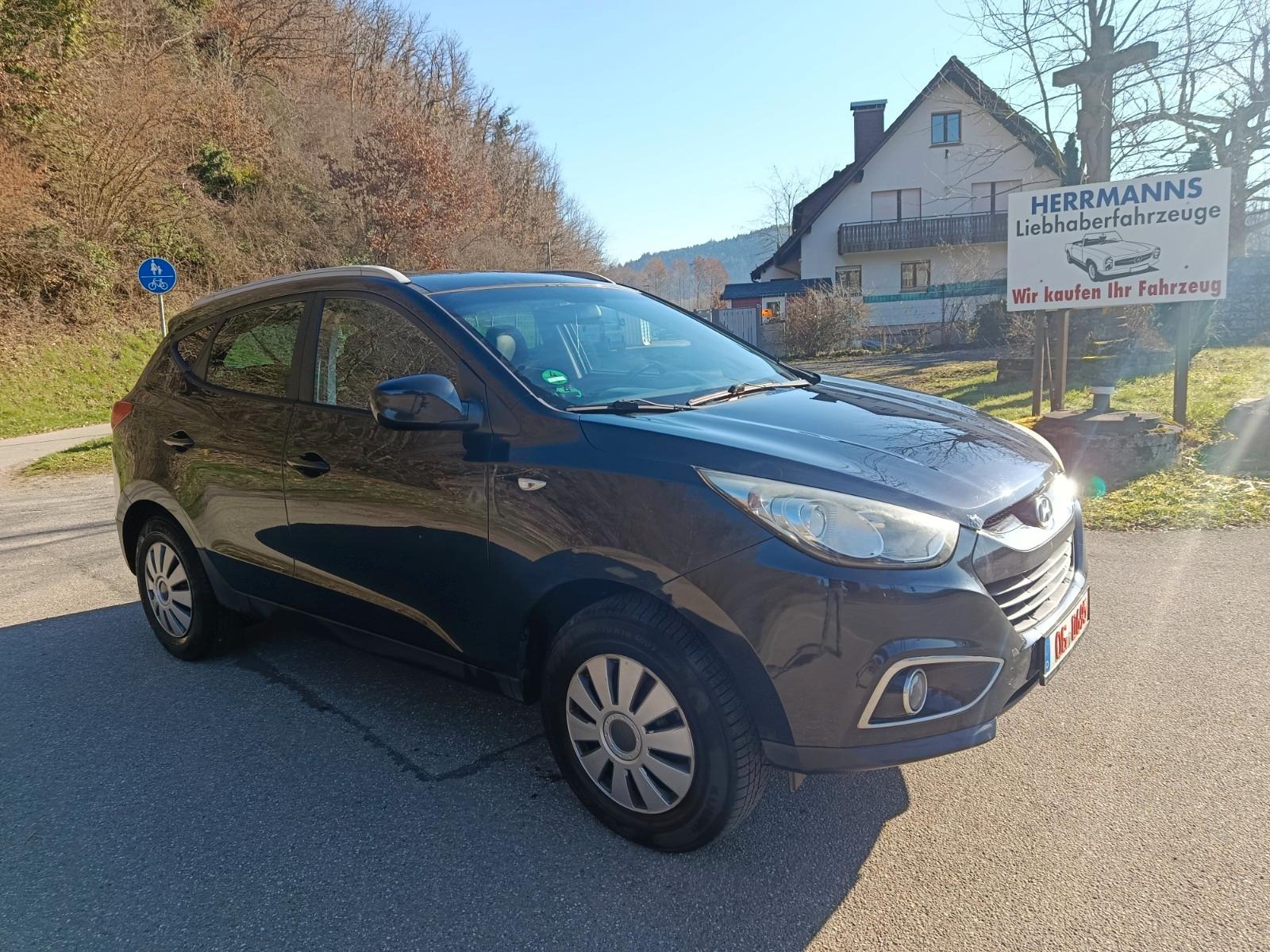 Hyundai ix35 Comfort 2WD, TÜV05/27, 260TKm, 3Hd.