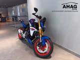 BMW F 900 R - BMW R 90