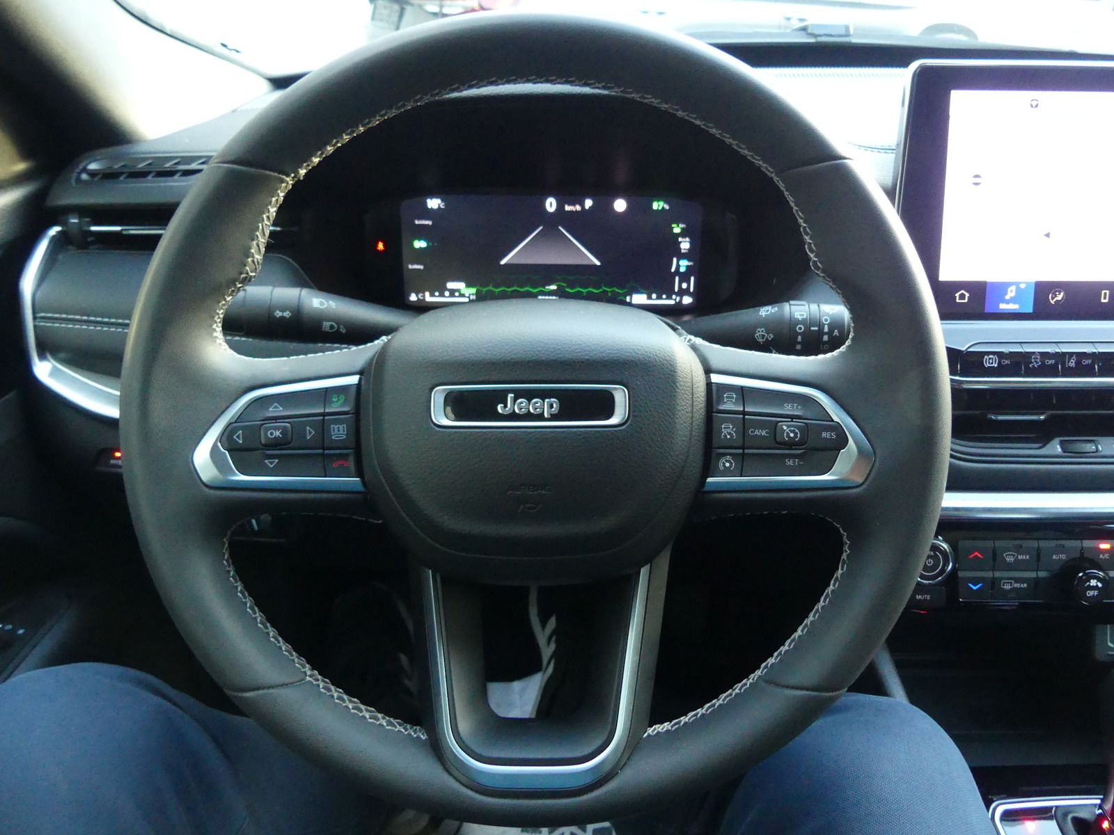 Jeep Compass 1.3 S Plug-In Hybrid 4WD LED/360''KAM/AC imagem 3