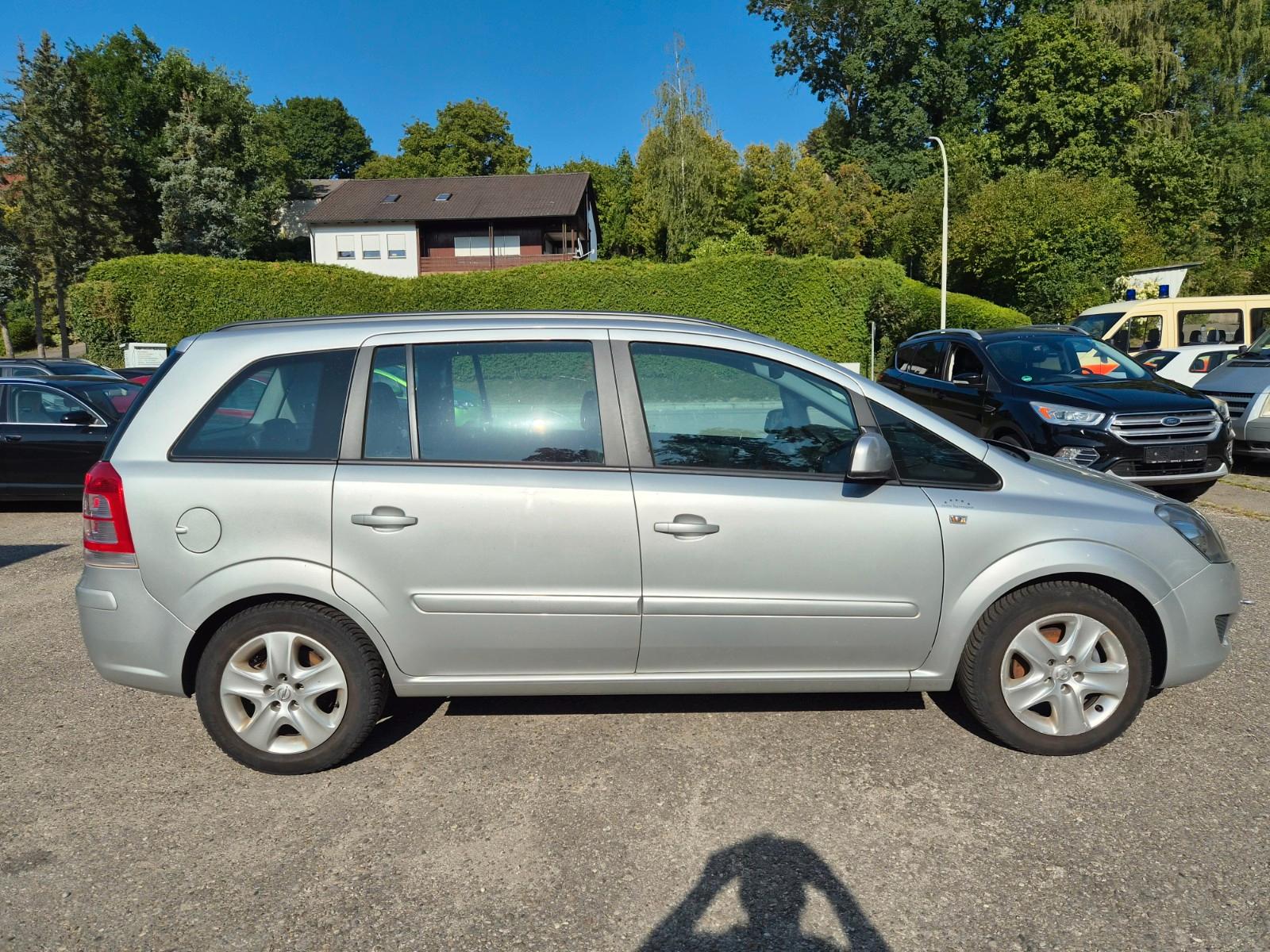 Opel Zafira 1.6 ecoFLEX Family Plus