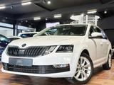 Skoda OCTAVIA COMBI 2.0 TDI AMBITION LED NAVI SHZ AHK  - Skoda Octavia Ambition mit Diesel-Antrieb