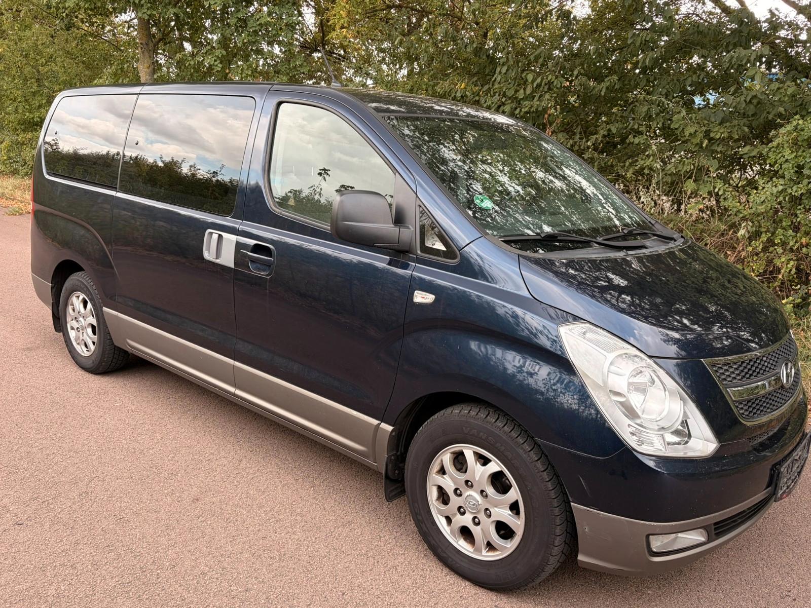 Hyundai H-1 8-Sitze/Klima/AHK!