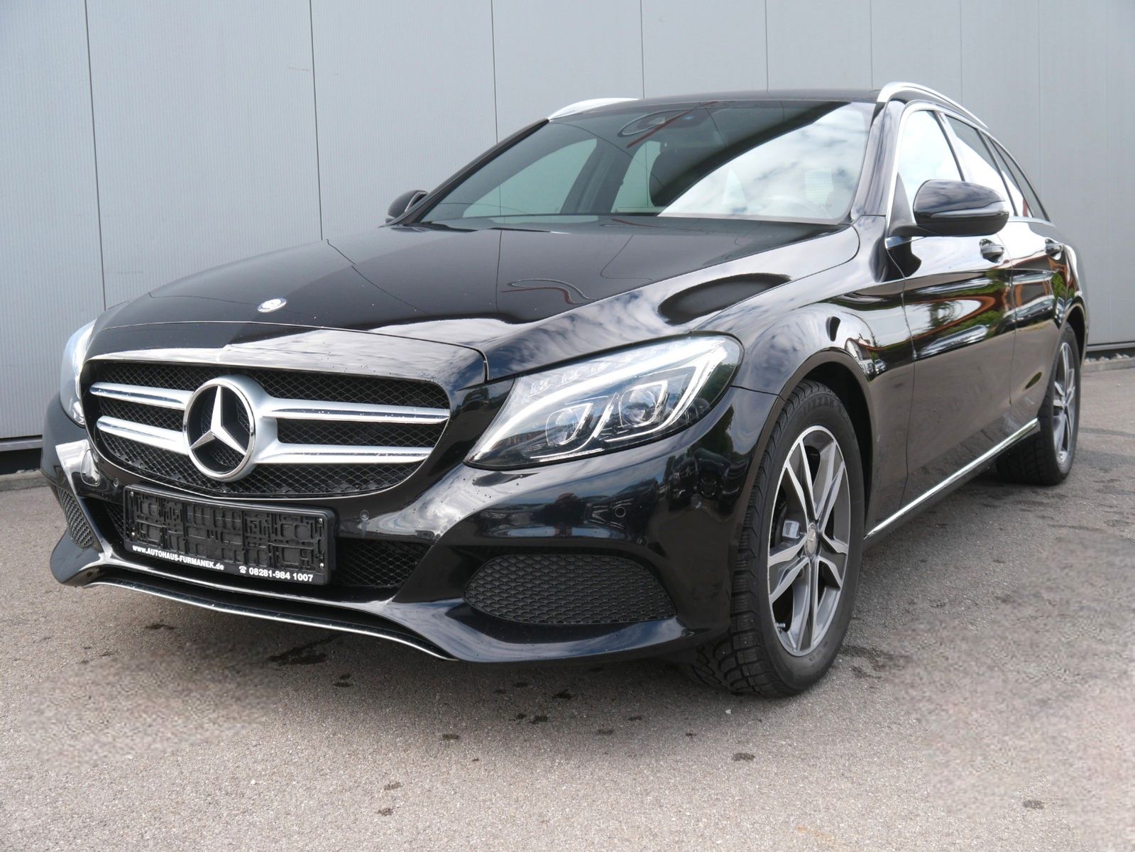 MERCEDES-BENZ C 180 T CGI Avantgarde NAVI/LED/PANO/AMBIENTE