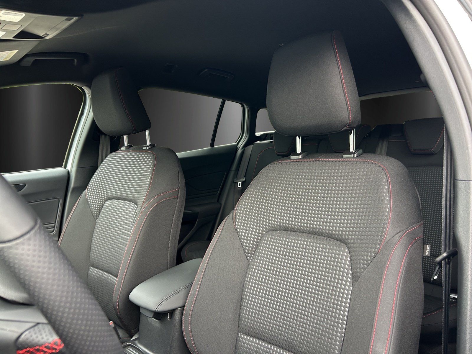 Fahrzeugabbildung Ford Focus Turnier 1,0 Ecoboost ST-Line
