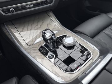 BMW X7 - 10