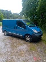 Opel Vivaro 2.0 - gebrauchte Opel Vivaro aus dem Jahr 2005