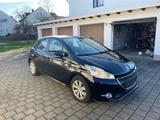 Peugeot 208 1.4 Active e-HDi 68 EGS5 STOP & START Active