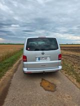 Volkswagen T5 Multivan Highline, Scheckheft, Gepflegt - silberne Volkswagen T5 Multivan