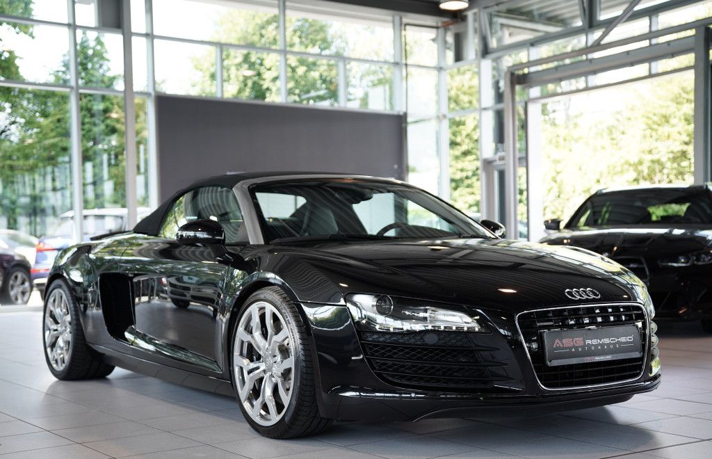 Audi R8