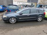Renault Laguna - Renault Laguna aus 2001: Kombi