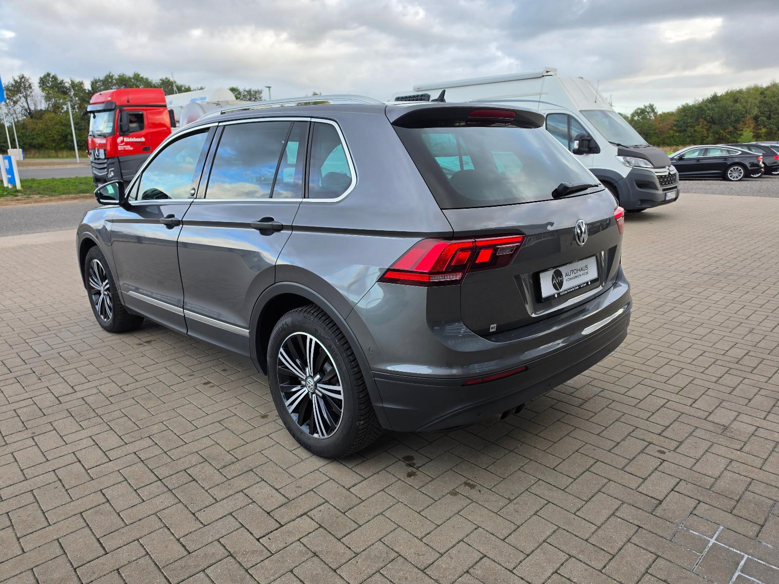 Volkswagen Tiguan Sound 1.4 TÜV Neu/Scheckh./1. Hand/AHK