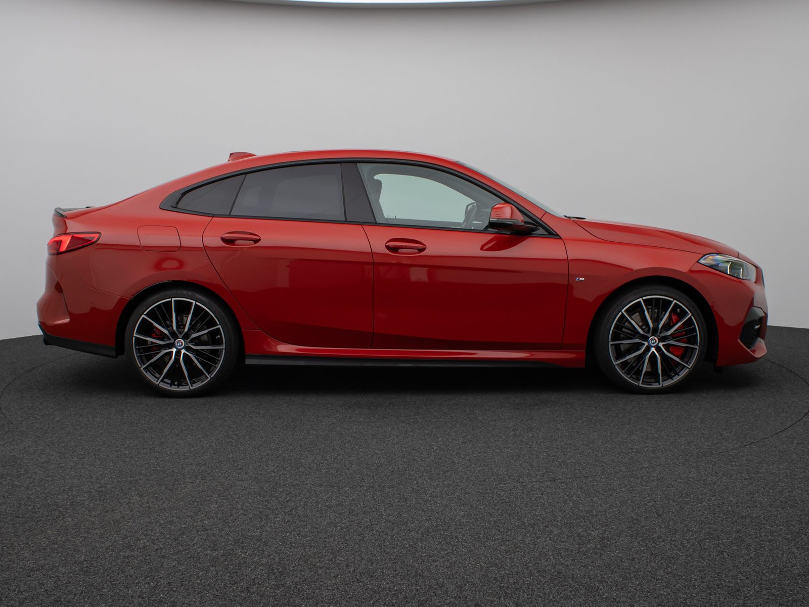 Fahrzeugabbildung BMW 220i Gran Coupé xDr M Sport Panorama Kamera H/K