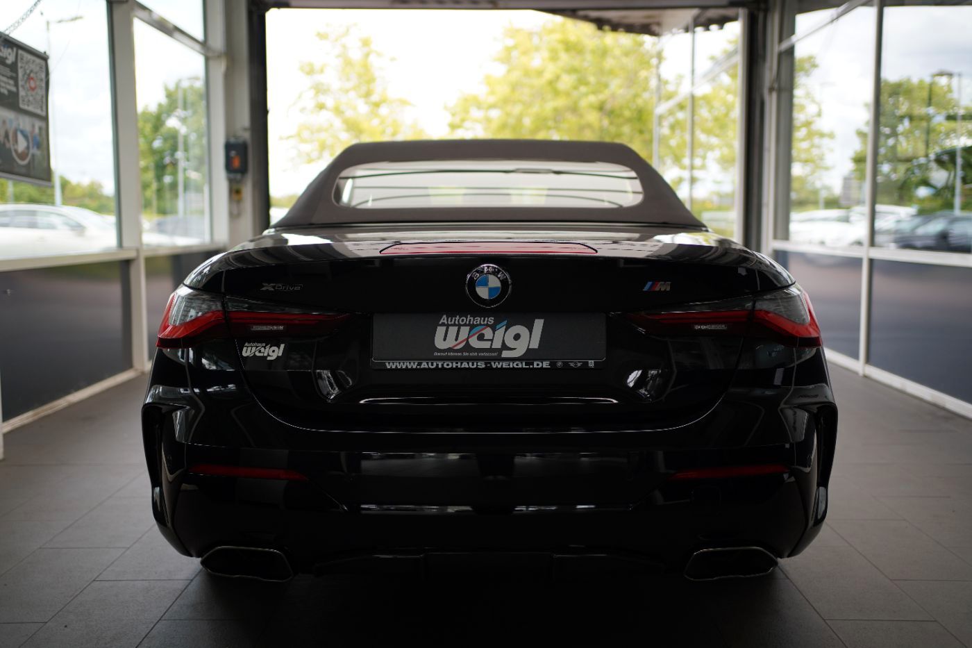 Fahrzeugabbildung BMW M440i xDrive ParkAssist.+HarmanKardon+Laserlicht