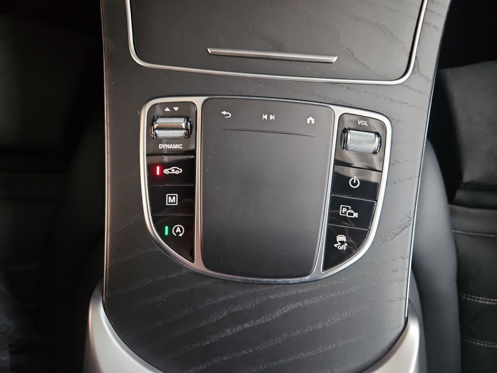 Fahrzeugabbildung Mercedes-Benz GLC 400 d 4M Coupé AMG Distronic+ Airmatic Sport