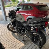 Triumph Tiger 1200 Alpine mit Seitenkoffersatz. - TRIUMPH FRANKFURT
