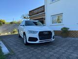 Audi Q3 1.4 TFSI cylinder on d. S tronic design d...
