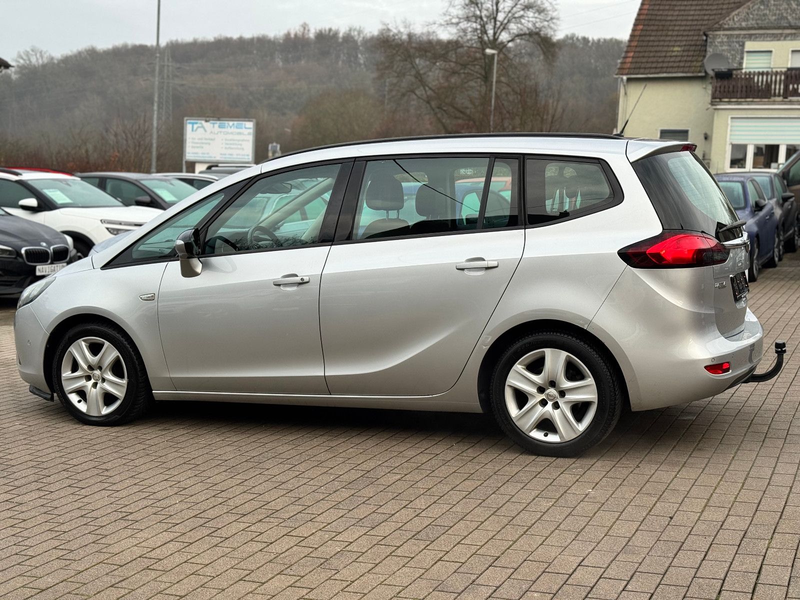 OPEL Zafira Tourer, 2011, Benzin, 140 PS
