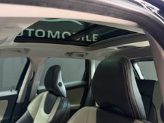VOLVO XC60 Summum AWD*PANO*LEDER*CAM*LED*NAVI*ACC*MEMO
