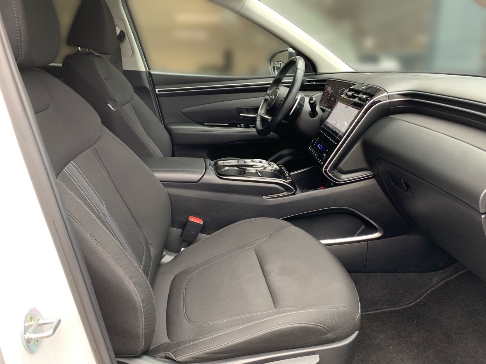 Fahrzeugabbildung Hyundai Tucson 1.6T-GDTrend Plug-In Hybrid 4WD Trend ESC