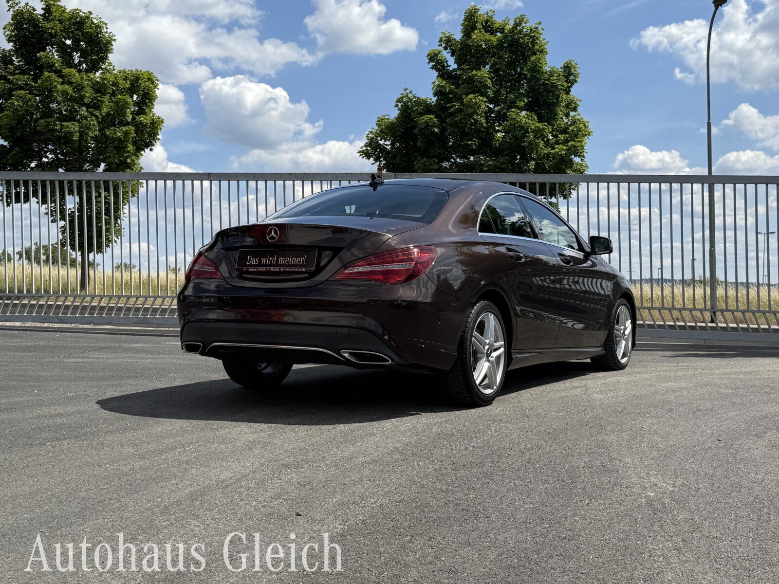 Fahrzeugabbildung Mercedes-Benz CLA 200 Urban Navi/Keyless Go Startanlage/Autom.