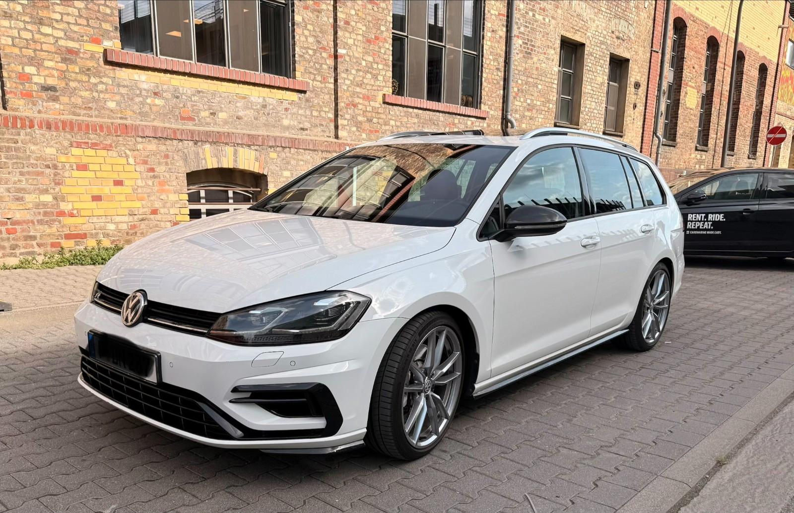 Volkswagen Golf 7.5 R Performance DYN PANO DCC ACC
