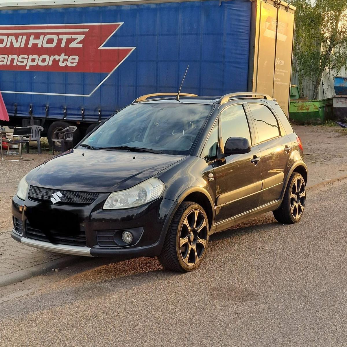 Suzuki SX4
