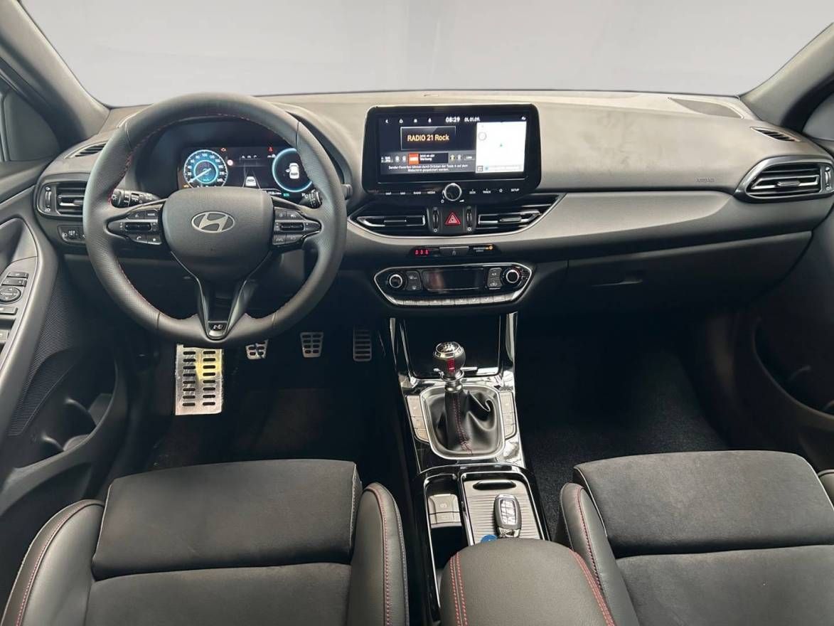 Fahrzeugabbildung Hyundai i30 FL Kombi N Line Sitz-Paket, Panoramadach