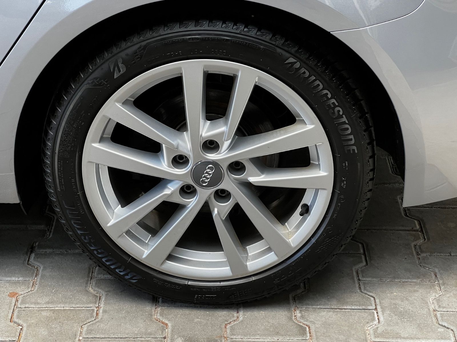 Audi A3 2.0 TDI Sportback Sport Xenon+ Navi GRA SZH foto 4