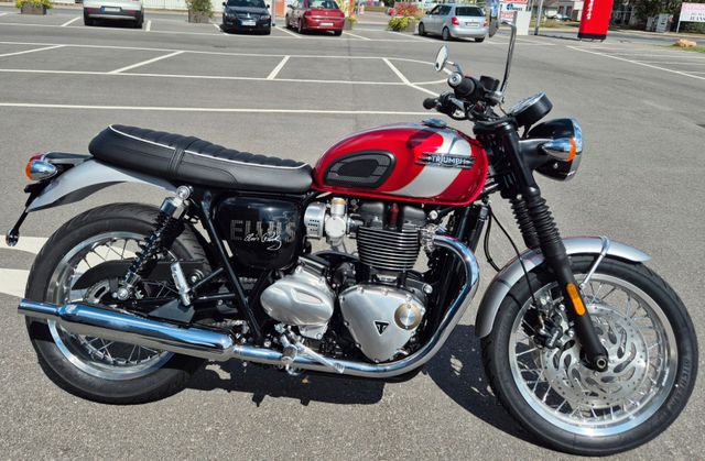 Triumph Bonneville T120 Elvis Edition