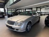 Mercedes-Benz E 200  E 200 Kompressor TÜV NEU *Rentnerfahrzeug - gebrauchte Mercedes-Benz E 200 aus dem Jahr 2003