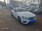 Mercedes-Benz E 200 Autom. - AMG Paket - Mercedes-Benz E 200 Gebrauchtwagen in München
