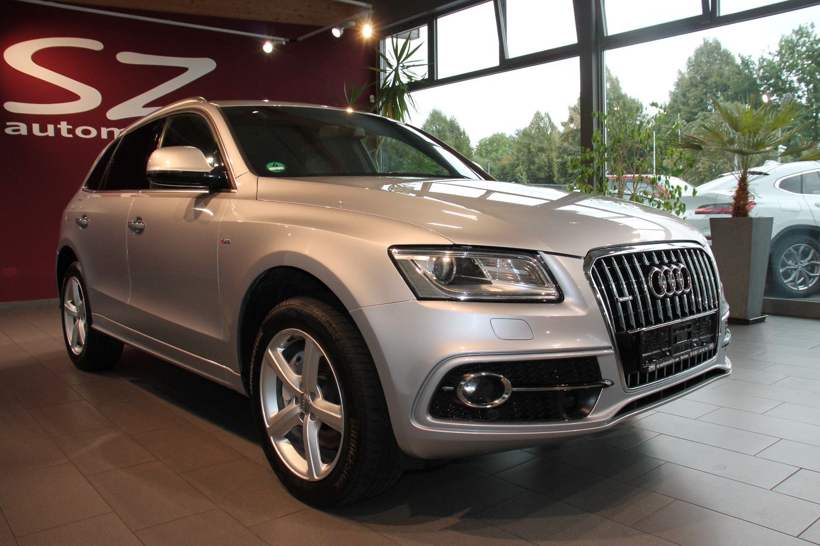 AUDI Q5 S-Line 3.0 TDI  quattro ACC AHK SHZ Navi