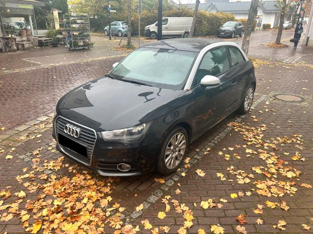 Audi A1 Ambition S-Line NAVI