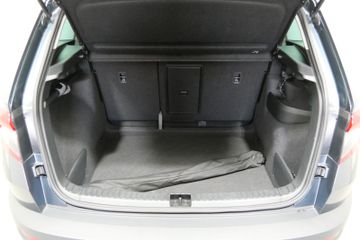 Skoda Karoq Clever 1.5 TSI DSG LED PDC AHZV beh. WSS