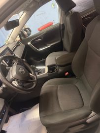 Toyota RAV 4 - 8