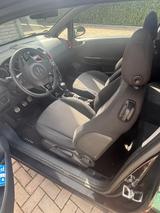 Opel Corsa 1.4 Color Edition 74kW Color Edition TÜV  - Opel Corsa aus 2011: Color Edition