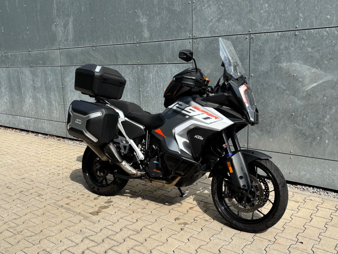 Fahrzeugabbildung KTM 1290 Super Adventure S Vollausstattung Techpack,