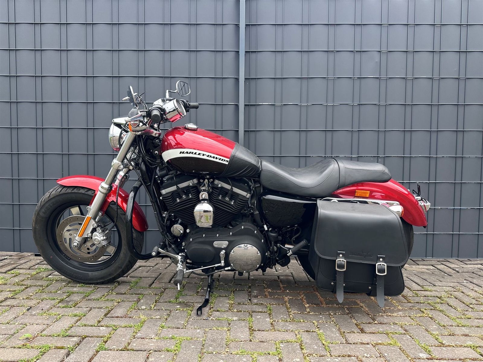 Fahrzeugabbildung Harley-Davidson Sportster XL 1200CA