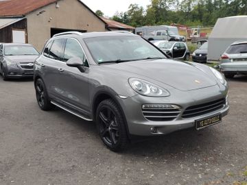 Porsche Cayenne - 7