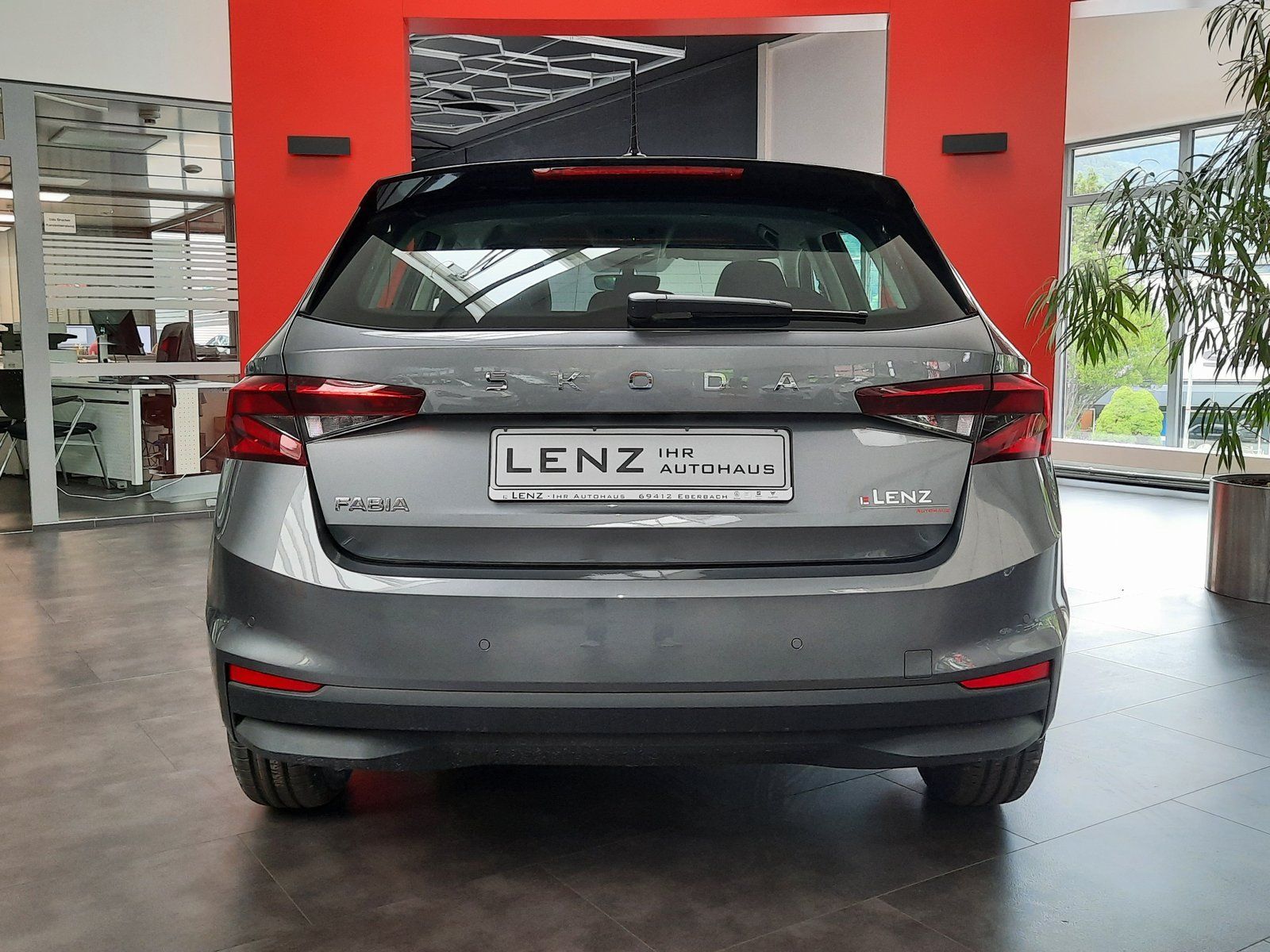 Fahrzeugabbildung SKODA Fabia Essence TSI *LED*PDC*Sitzhzg*APP*DAB*VZE*