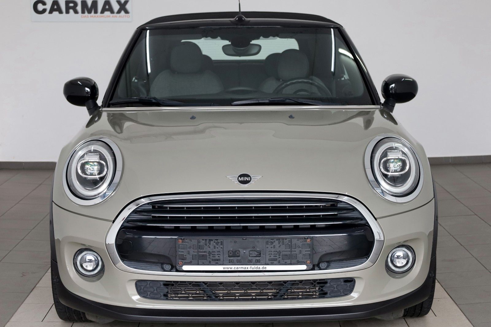 Fahrzeugabbildung MINI COOPER Cabrio Pepper, T.Leder,Navi,PDC vo+hi,LED