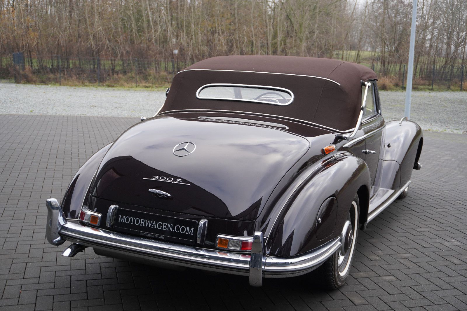 Fahrzeugabbildung Mercedes-Benz 300 S Cabriolet W 188