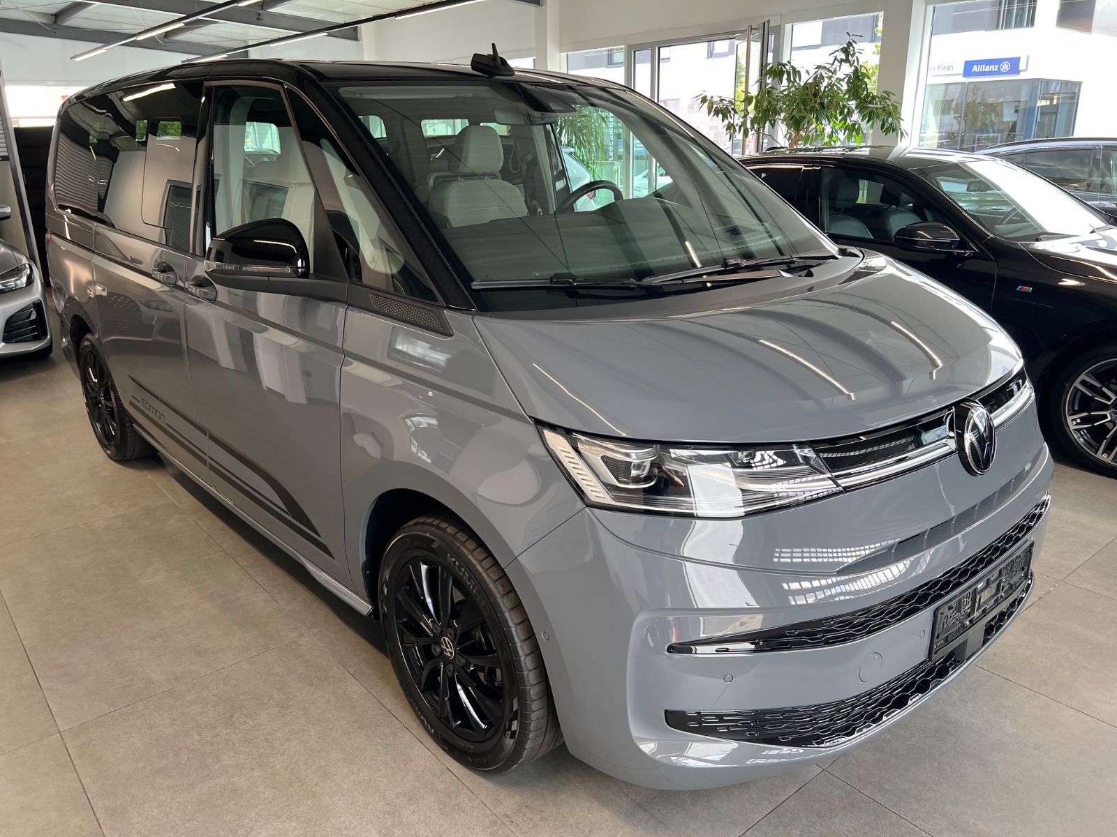 Volkswagen T7 Multivan Edition Lang / 5 J. Garantie
