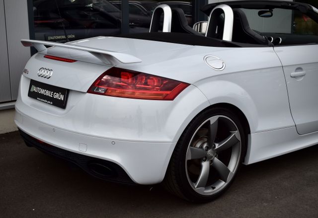 Fahrzeugabbildung Audi TT RS 2.5 TFSI ROADSTER SCHALTER BOSE EXCLUSIVE!