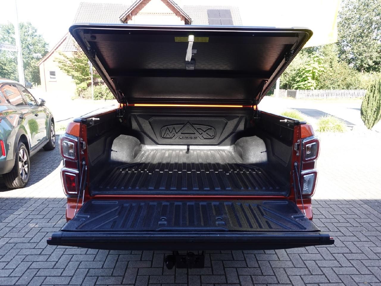 Fahrzeugabbildung Isuzu D-Max Double Cab V-CROSS