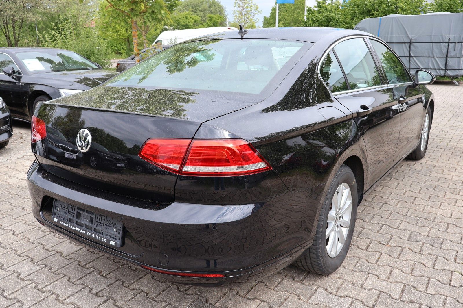 Fahrzeugabbildung Volkswagen Passat Lim. Comfortline BMT/Start-Stopp