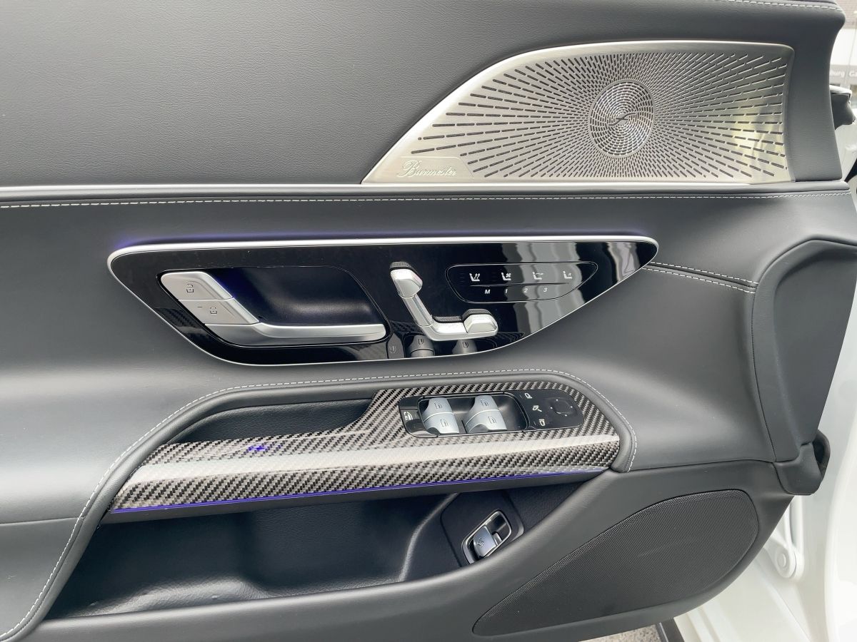 Fahrzeugabbildung Mercedes-Benz SL 63 4M+ AMG/Night-II/360°/HuD/21''