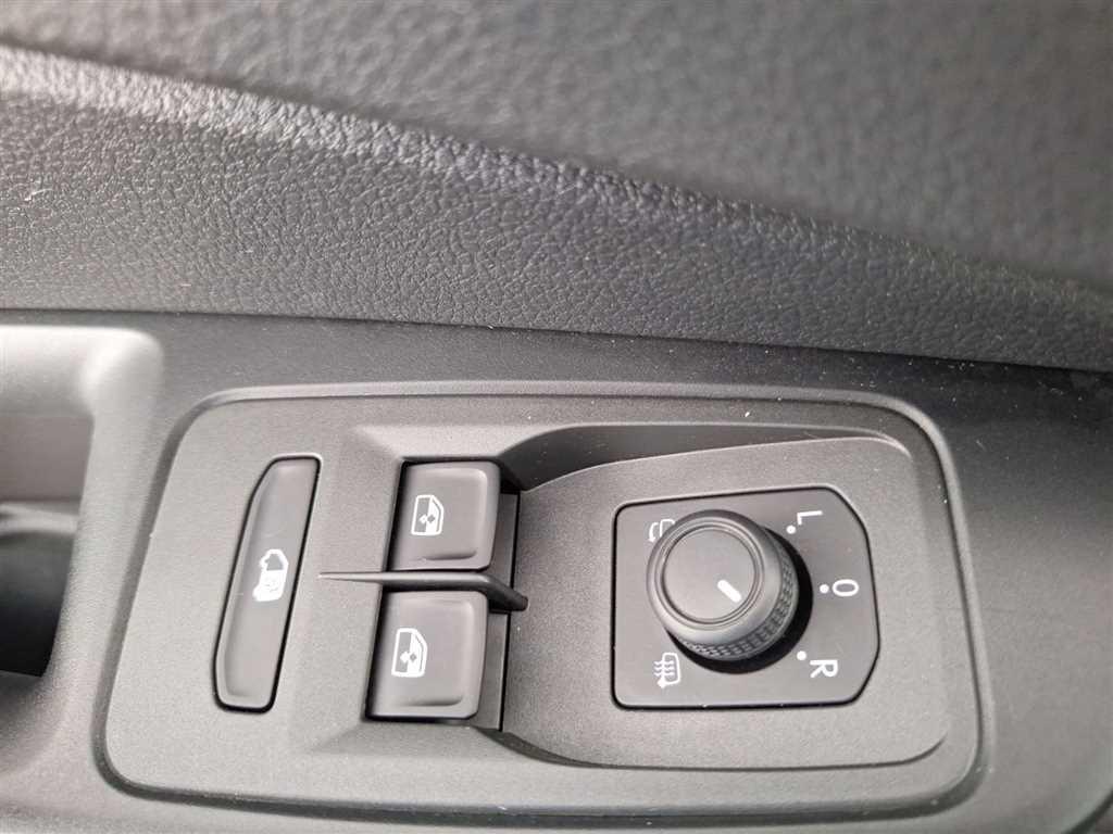 Volkswagen Caddy Kasten Maxi 2.0 TDI Sortimo Navi Standhz, миниатюра 15